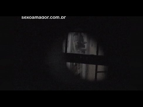 ❤️ Blondie hè videoregistrata in segretu da un voyeur di u quartieru nascostu daretu à i mattoni cavi ❤❌ Super sex à porn co.zoomporno.ru ❌️❤